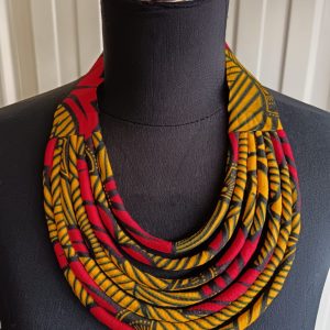 WhatsApp Image 2026-01-13 at 15.45.58 Collier en wax noué - Fleurs - jaune et rouge