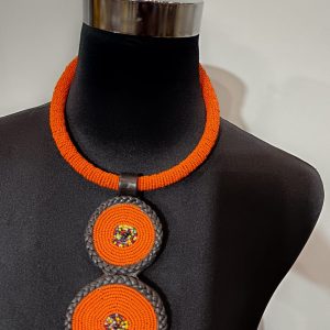 Collier en perles tubulaires à double pendentif - Orange