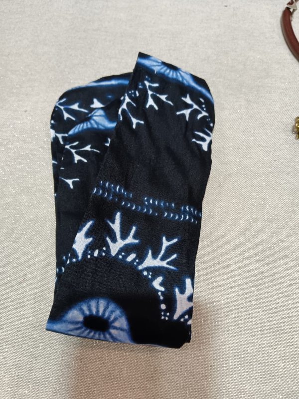 Bandeau court en wax à structure - Tiges - Noir/Bleu/Blanc